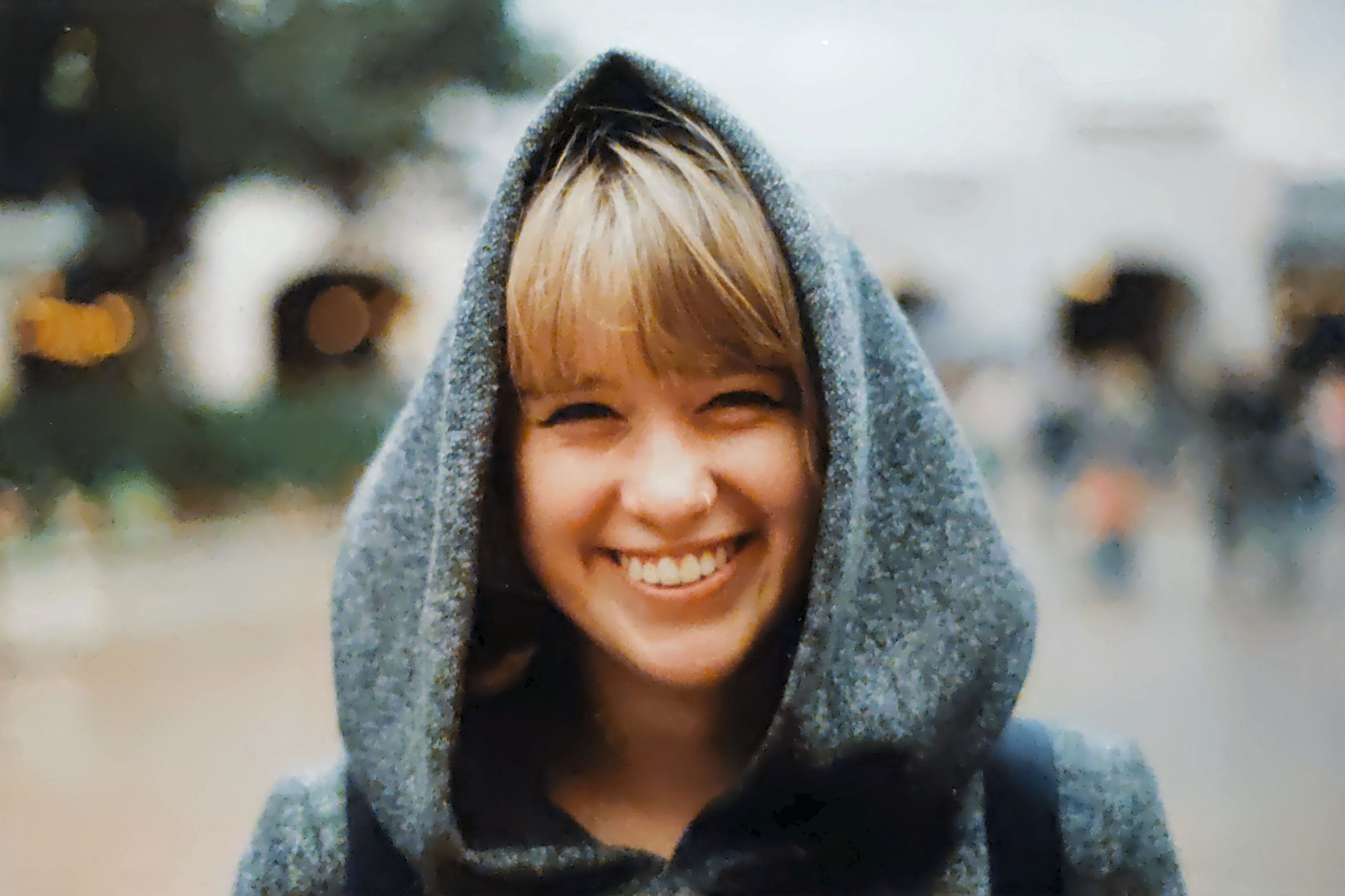 Photo596325045131_inner_32-383-721-387-32-840-709-840